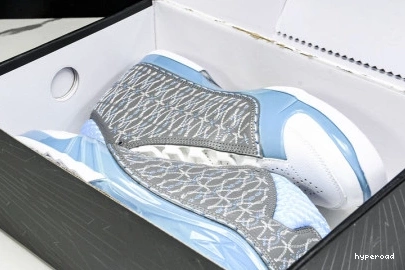 Hyperoad Air UNC Jordan 23 0829
